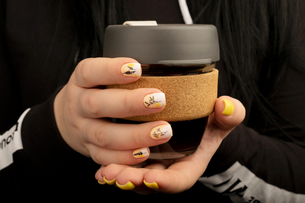 nail salon  Orlando, FL 32812 3